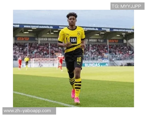 德媒报道杜兰维尔或将一月租借离开多特蒙德寻求更多出场机会 德媒报道杜兰维尔或将一月租借离开多特蒙德寻求更多出场机会